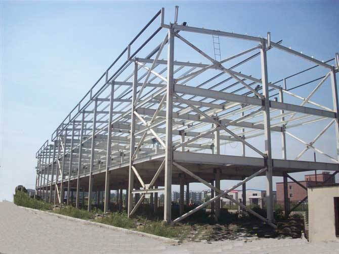 河西网架加工之眼跳岩对管桁架的影响